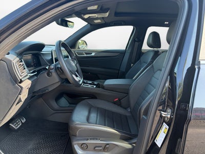 2024 Volkswagen Atlas Cross Sport 2.0T SEL R-Line