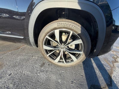 2024 Volkswagen Atlas 2.0T SEL Premium R-Line