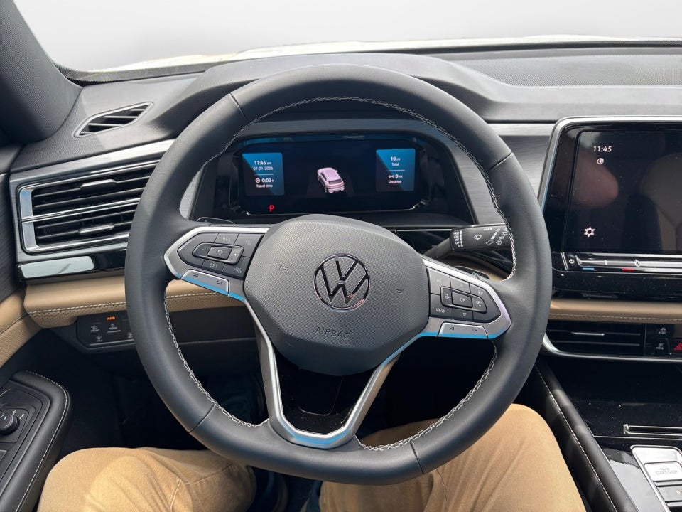 2026 Volkswagen Atlas Cross Sport SE with Technology