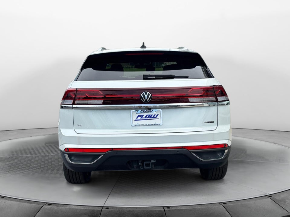 2026 Volkswagen Atlas Cross Sport SE with Technology