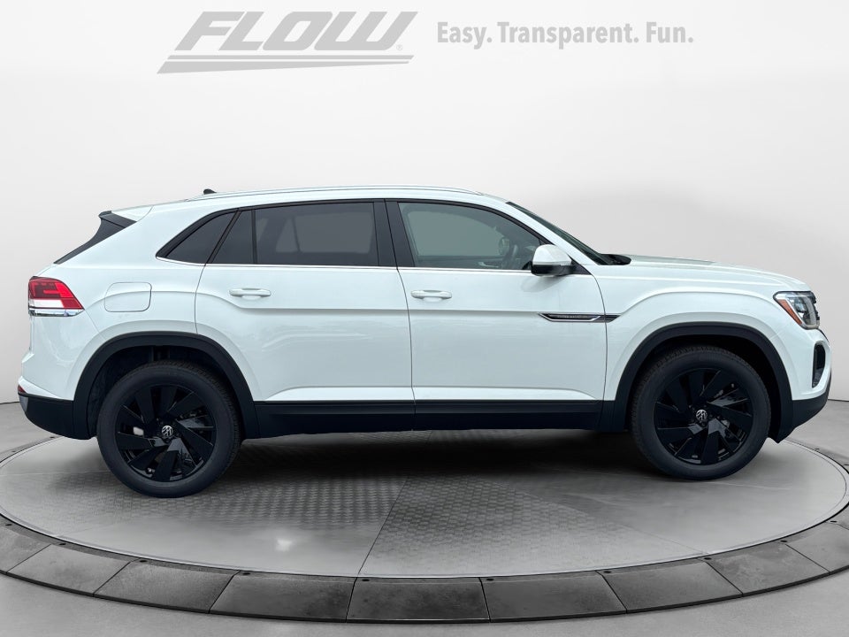 2026 Volkswagen Atlas Cross Sport SE with Technology