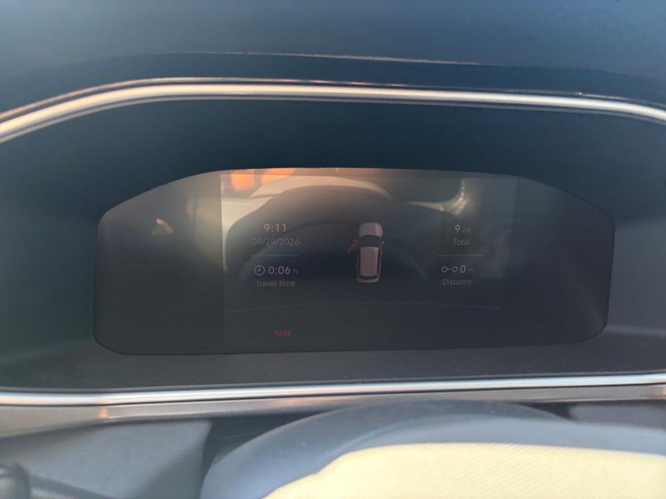 2027 Volkswagen Taos SE Black