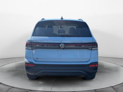 2027 Volkswagen Taos SE Black