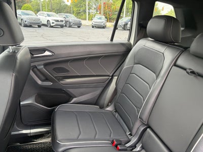 2022 Volkswagen Tiguan SEL R-Line