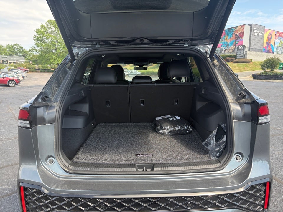 2025 Volkswagen Tiguan 2.0T SE R-Line Black
