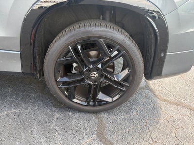 2025 Volkswagen Tiguan 2.0T SE R-Line Black