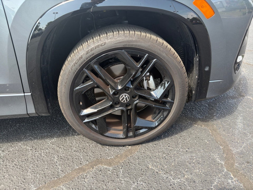 2025 Volkswagen Tiguan 2.0T SE R-Line Black