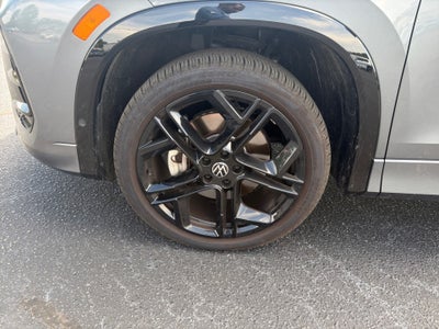 2025 Volkswagen Tiguan 2.0T SE R-Line Black