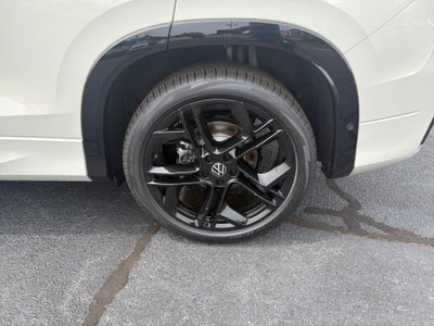2026 Volkswagen Tiguan SE R-Line Black