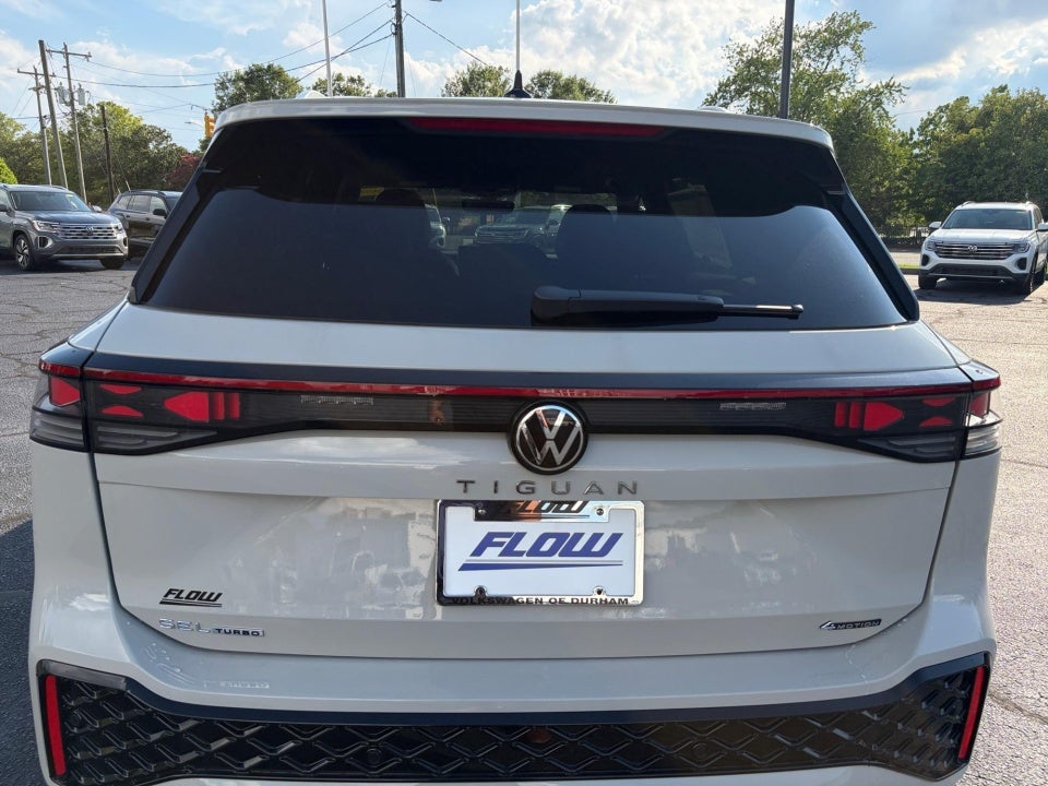 2026 Volkswagen Tiguan SEL R-Line Turbo