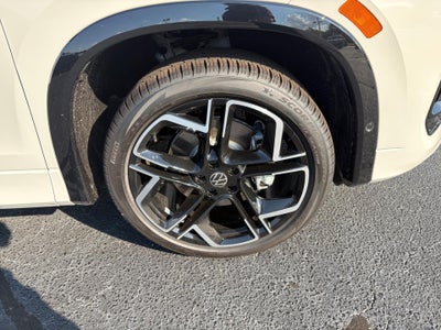 2026 Volkswagen Tiguan SEL R-Line Turbo