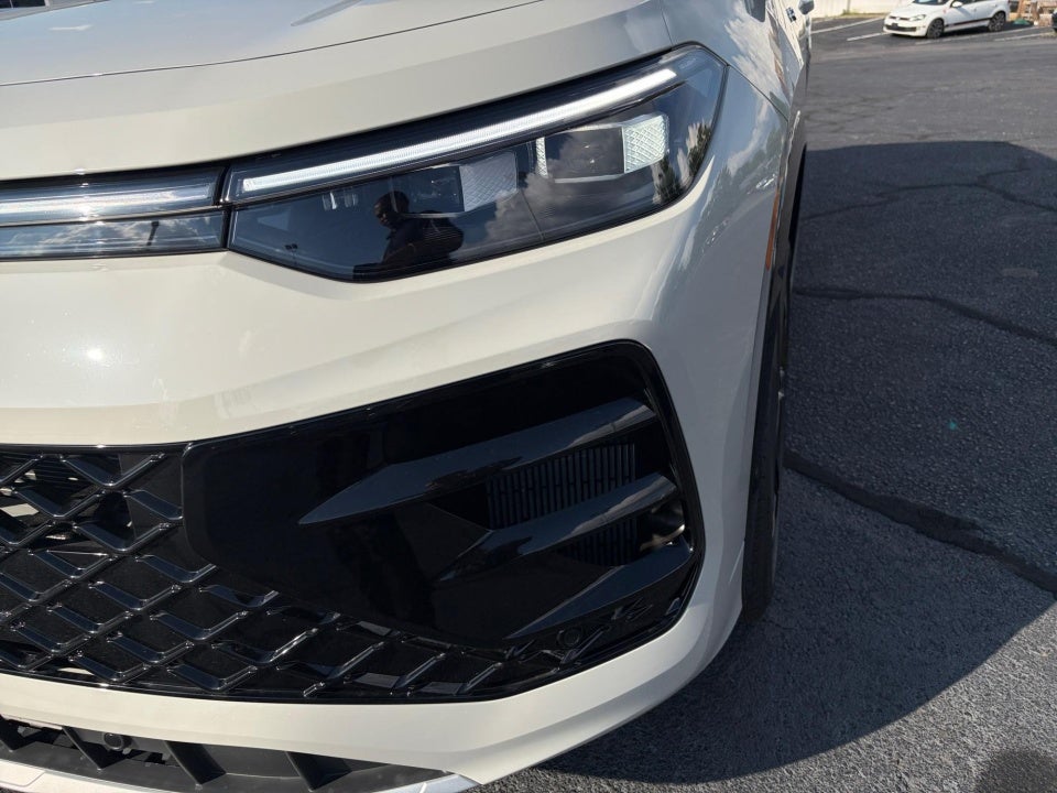 2026 Volkswagen Tiguan SEL R-Line Turbo