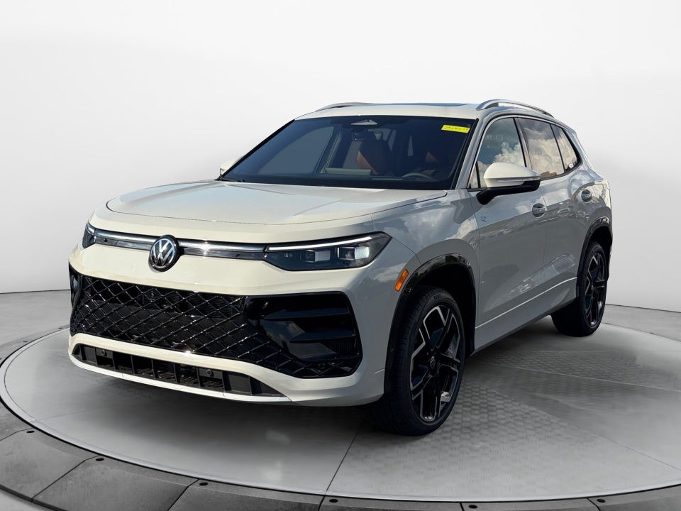 2026 Volkswagen Tiguan SEL R-Line Turbo