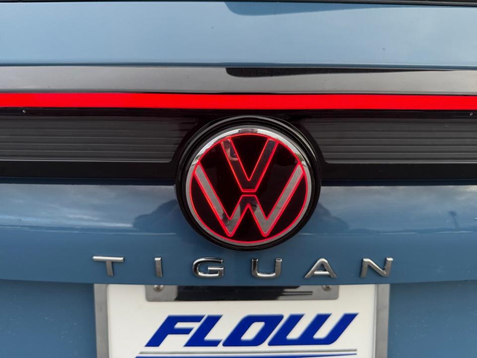 2026 Volkswagen Tiguan SEL R-Line Turbo