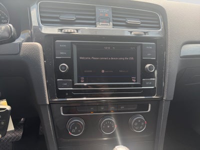 2018 Volkswagen Golf SportWagen S