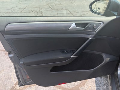 2018 Volkswagen Golf SportWagen S