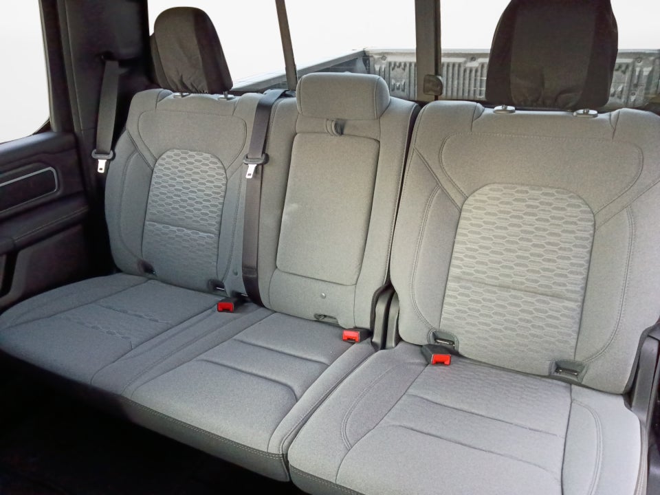 2025 RAM 1500 Big Horn Crew Cab 4x4 5'7" Box