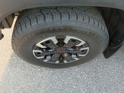2022 Nissan Frontier Crew Cab PRO-4X 4x4