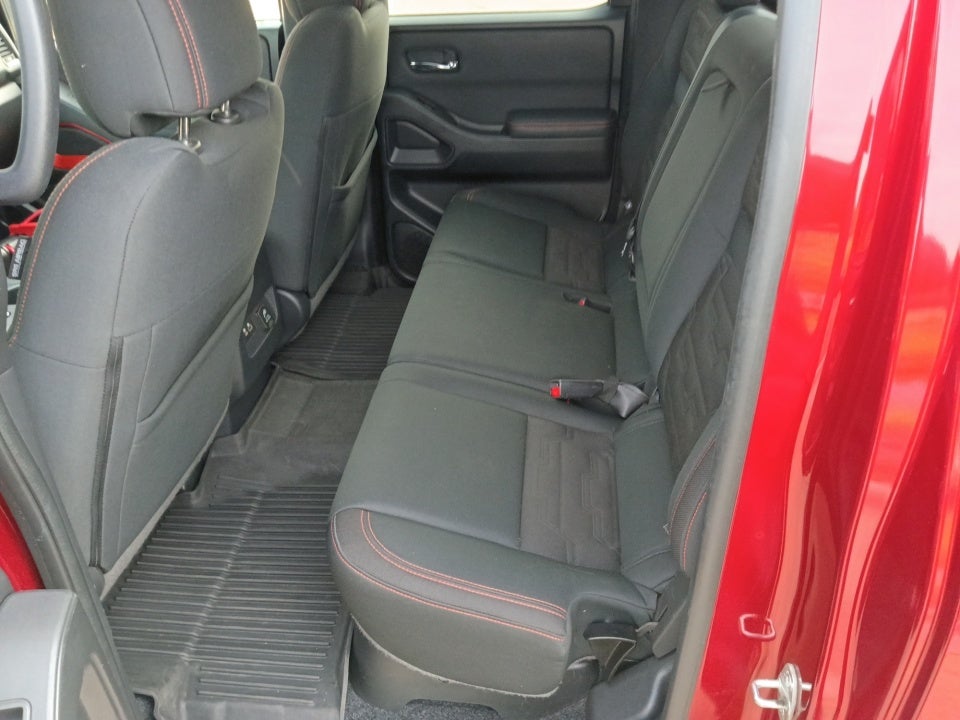 2022 Nissan Frontier Crew Cab PRO-4X 4x4