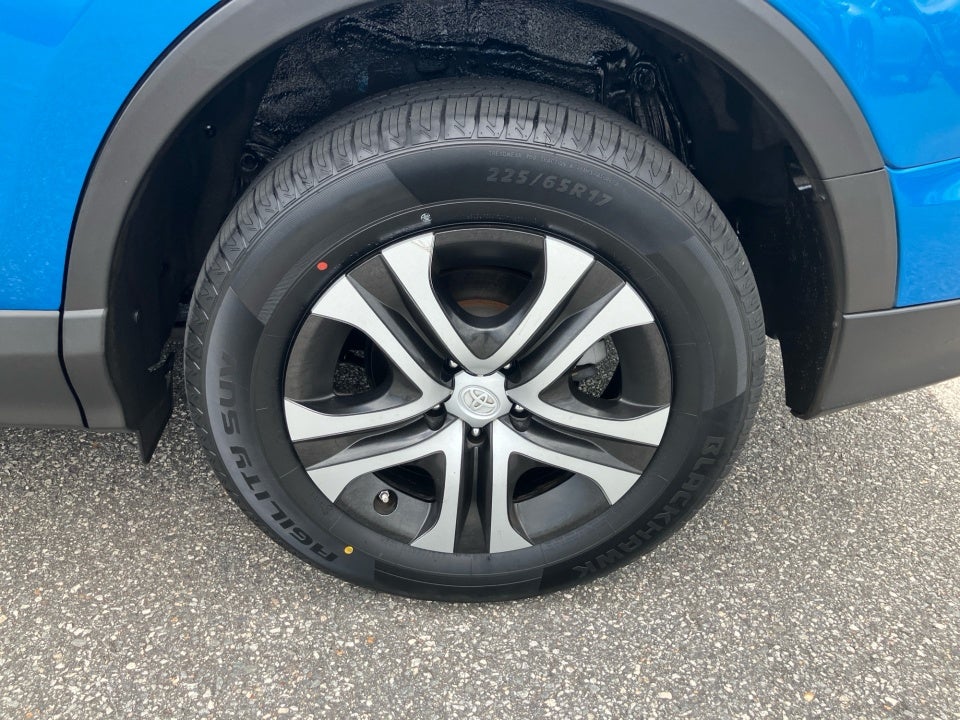 2016 Toyota RAV4 LE