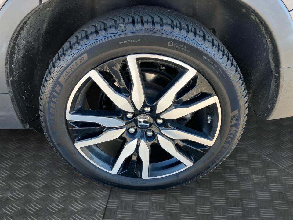 2021 Honda Pilot Touring 7-Passenger