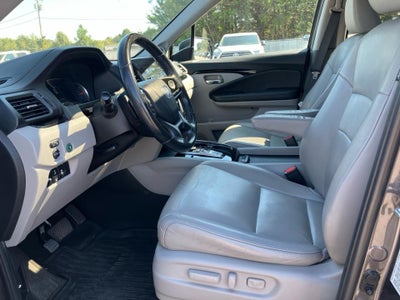 2021 Honda Pilot Touring 7-Passenger