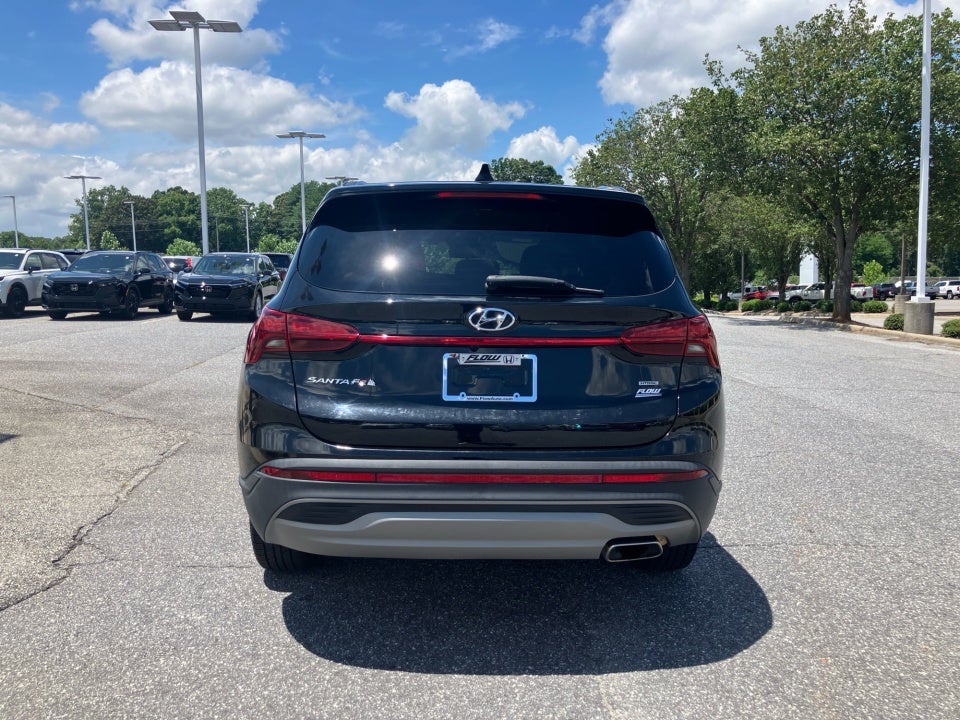 2022 Hyundai Santa Fe SE