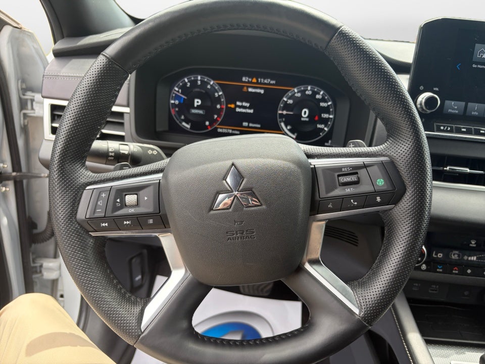 2023 Mitsubishi Outlander SEL