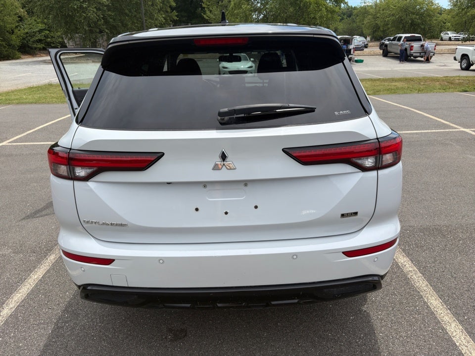 2023 Mitsubishi Outlander SEL