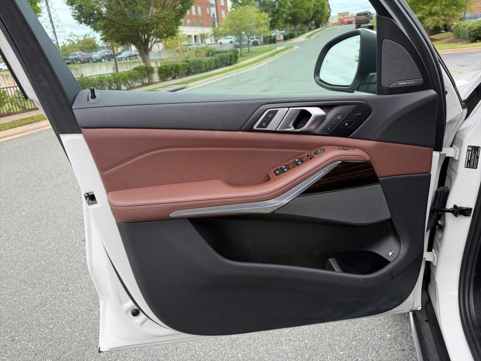 2025 BMW X5 xDrive50e