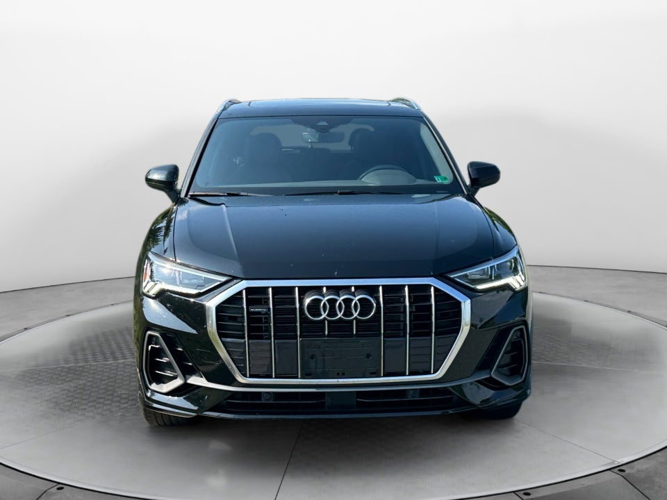 2024 Audi Q3 S line Premium