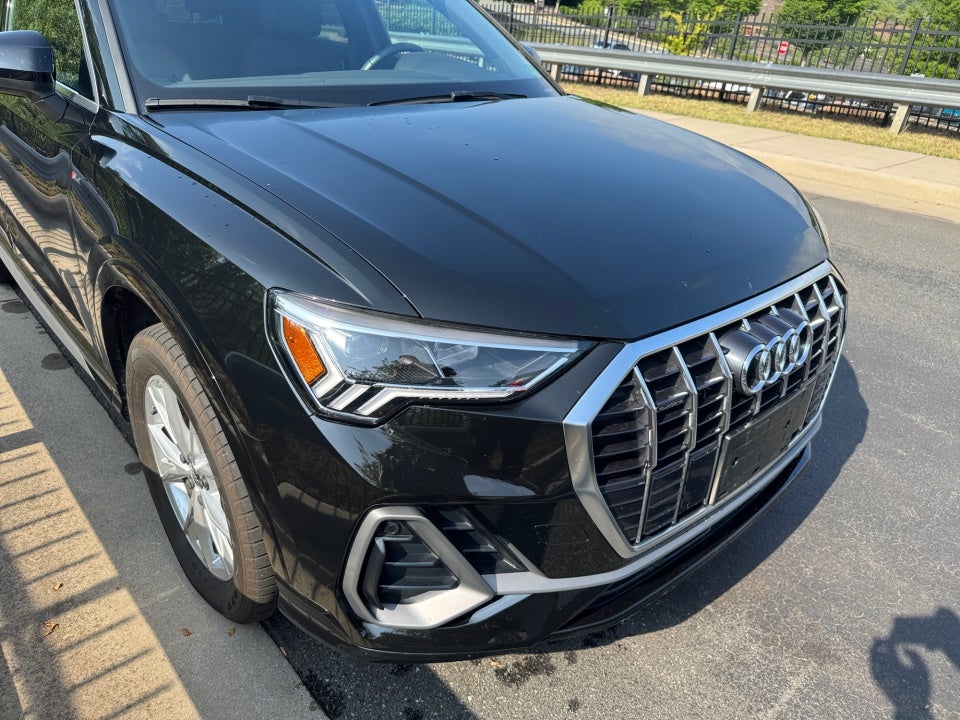 2024 Audi Q3 S line Premium