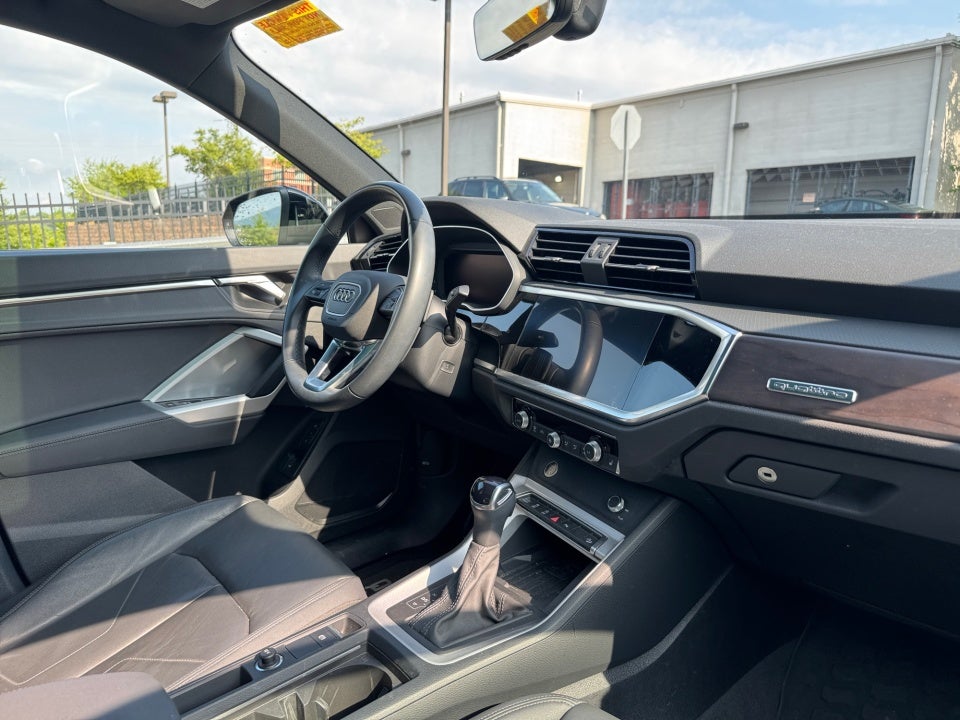 2024 Audi Q3 S line Premium