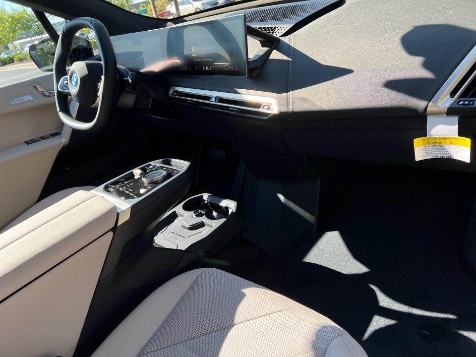 2024 BMW iX xDrive50