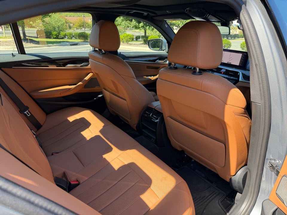 2023 BMW 530 530i xDrive