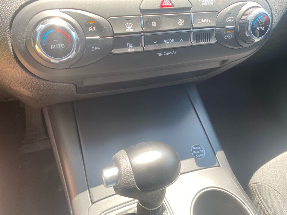 2018 Kia Sorento 2.4L LX