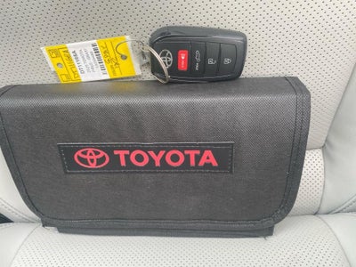 2025 Toyota Prius Limited
