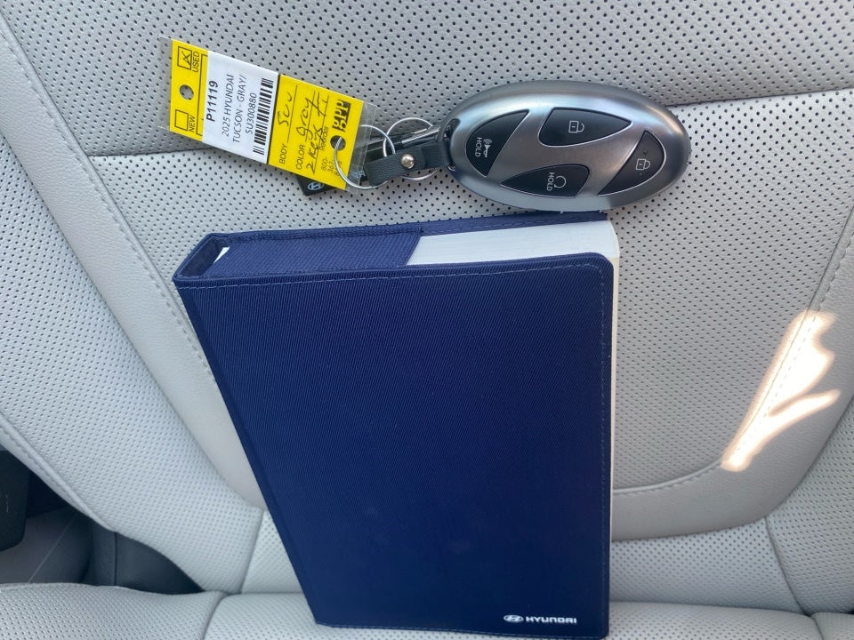2025 Hyundai Tucson Hybrid Limited
