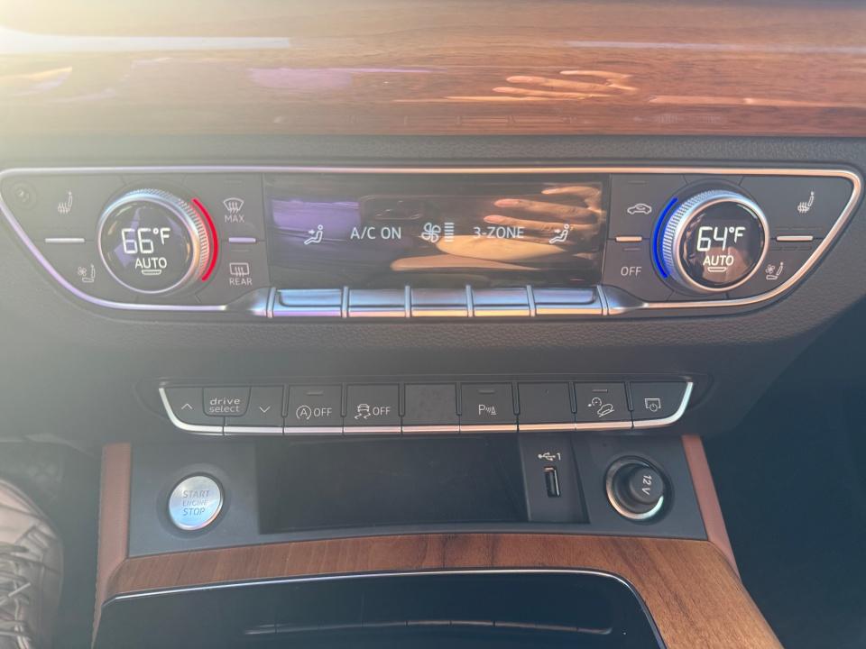 2023 Audi Q5 S line Premium Plus