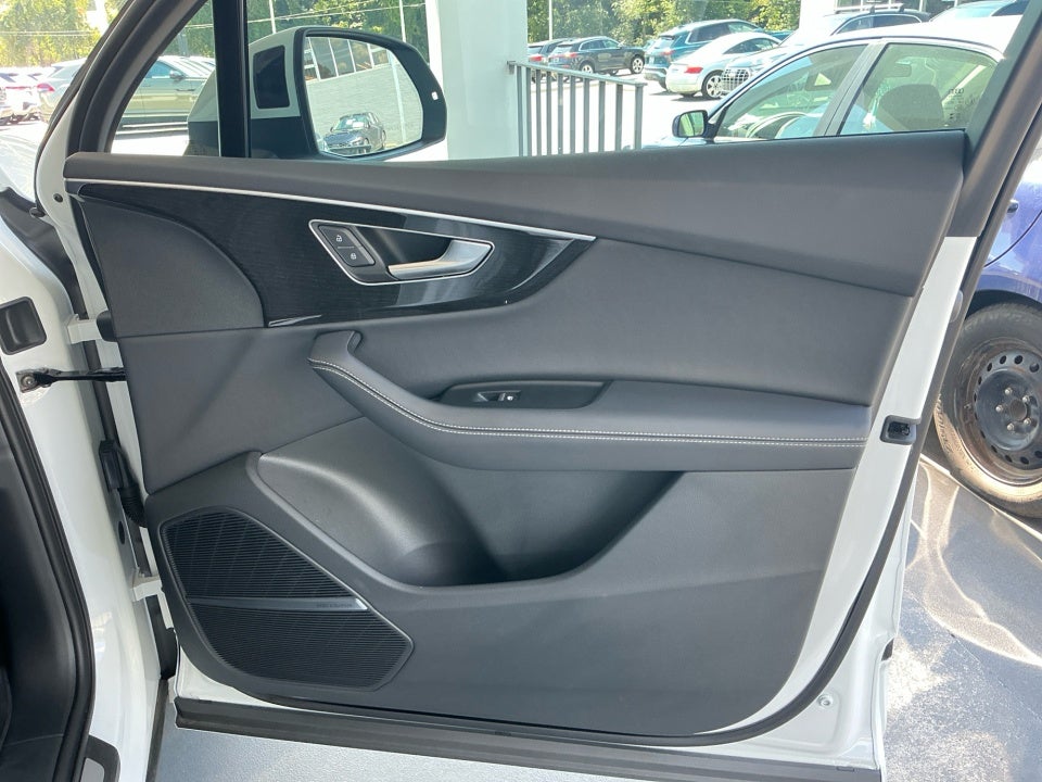2026 Audi Q7 Premium Plus 55 TFSI quattro tiptronic