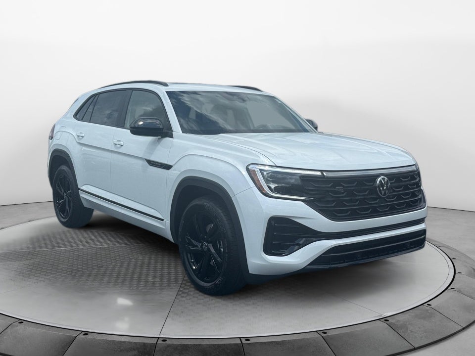 2026 Volkswagen Atlas Cross Sport 2.0T SEL R-Line Black