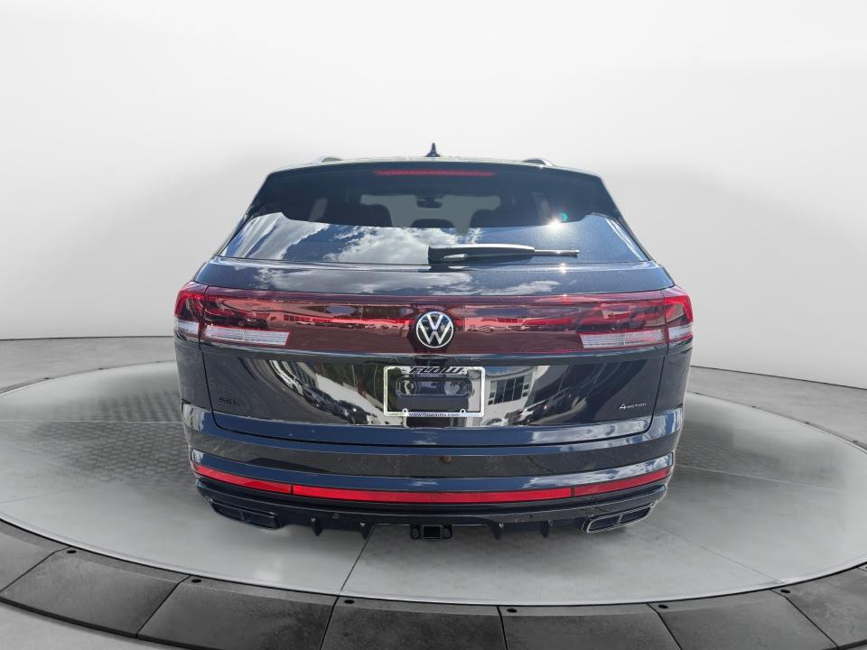 2026 Volkswagen Atlas Cross Sport 2.0T SEL R-Line Black