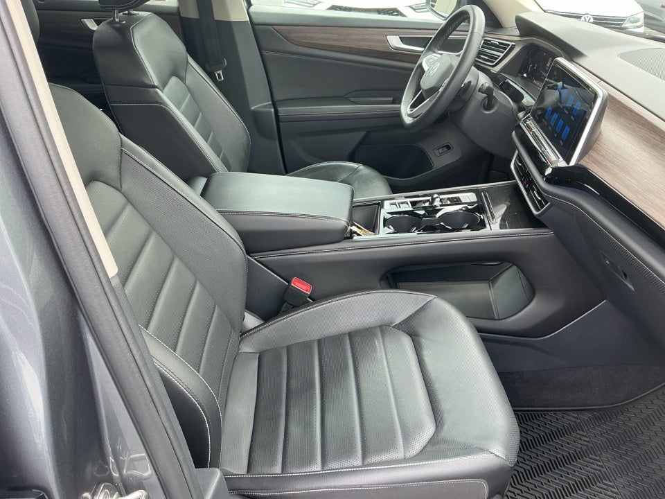 2024 Volkswagen Atlas 2.0T SEL