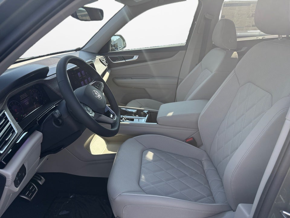 2026 Volkswagen Atlas SEL Premium R-Line