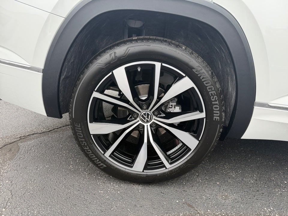 2026 Volkswagen Atlas SEL Premium R-Line