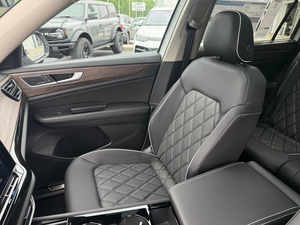 2026 Volkswagen Atlas SEL Premium R-Line