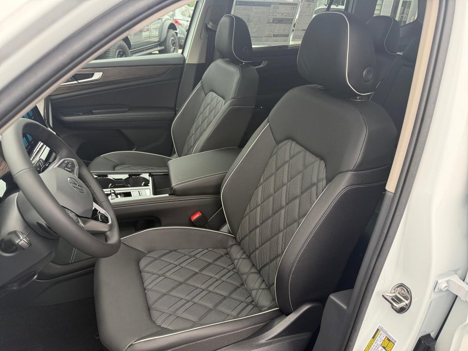 2026 Volkswagen Atlas SEL Premium R-Line