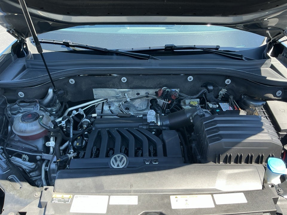 2021 Volkswagen Atlas 3.6L V6 SEL Premium R-Line