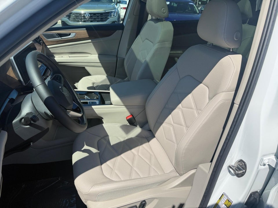 2026 Volkswagen Atlas SE with Technology