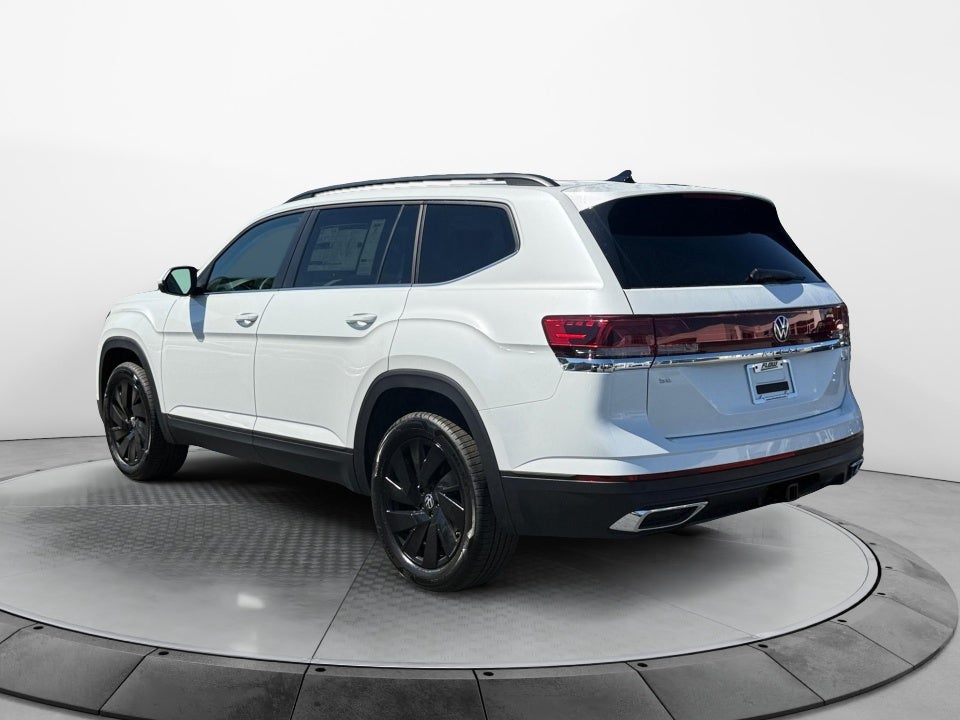2026 Volkswagen Atlas SE with Technology